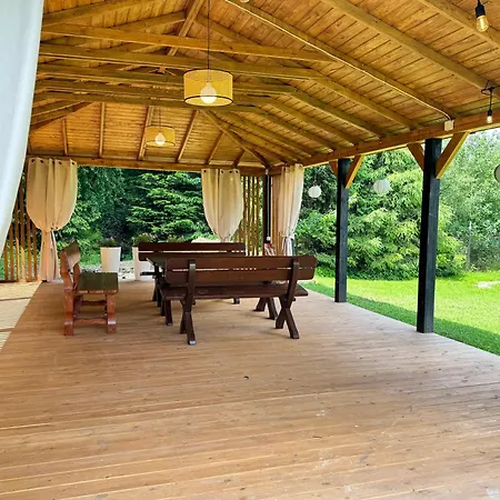 Wioletta ベッド・アンド・ブレックファスト シュツァブニツァ